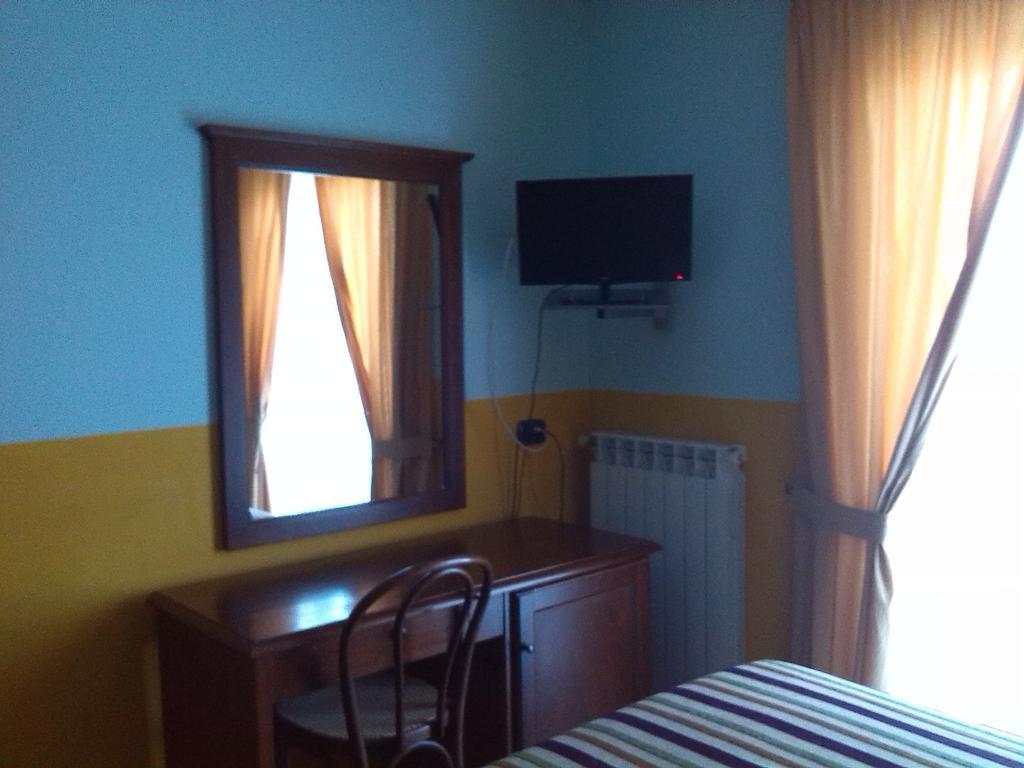 Hotel San Francesco Terme Spezzano Albanese Phòng bức ảnh