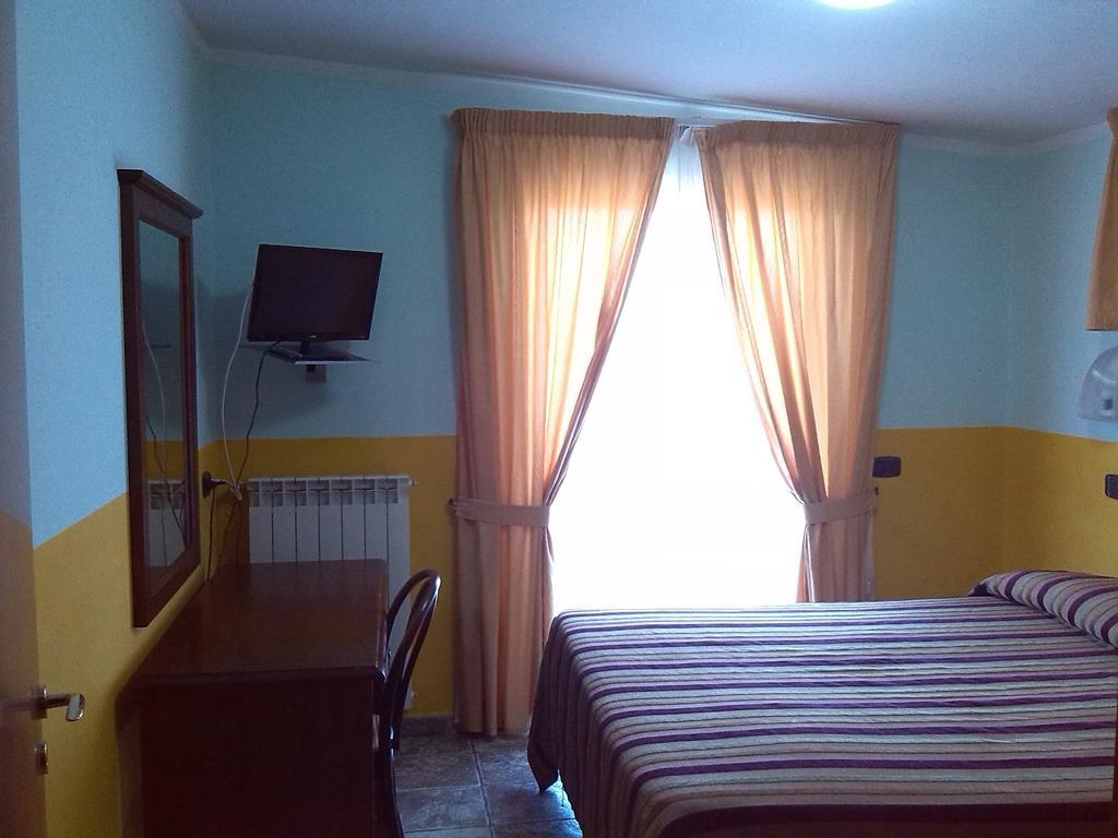 Hotel San Francesco Terme Spezzano Albanese Phòng bức ảnh