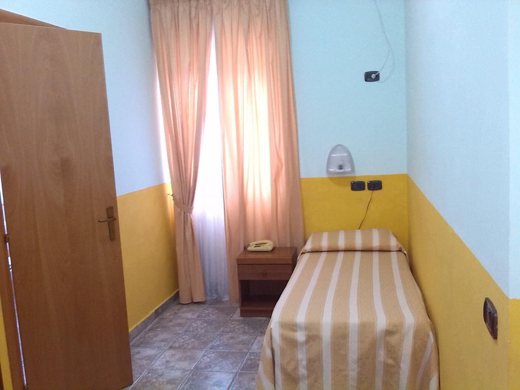 Hotel San Francesco Terme Spezzano Albanese Phòng bức ảnh
